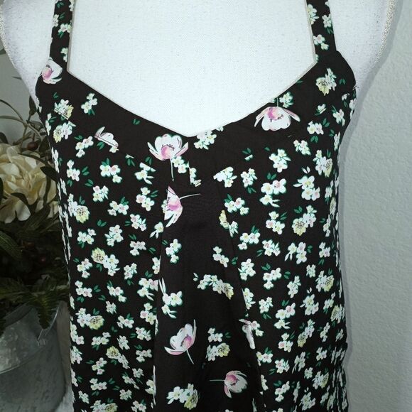 LAUREN CONRAD BLACK FLORAL CAMI SZ.XS EUC - Picture 3 of 7